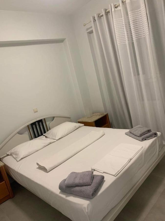 Mimozas Apartment פורטו הלי מראה חיצוני תמונה